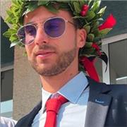 Ingegnere informatico presso Leonardo SpA, impartisco lezioni di javascript